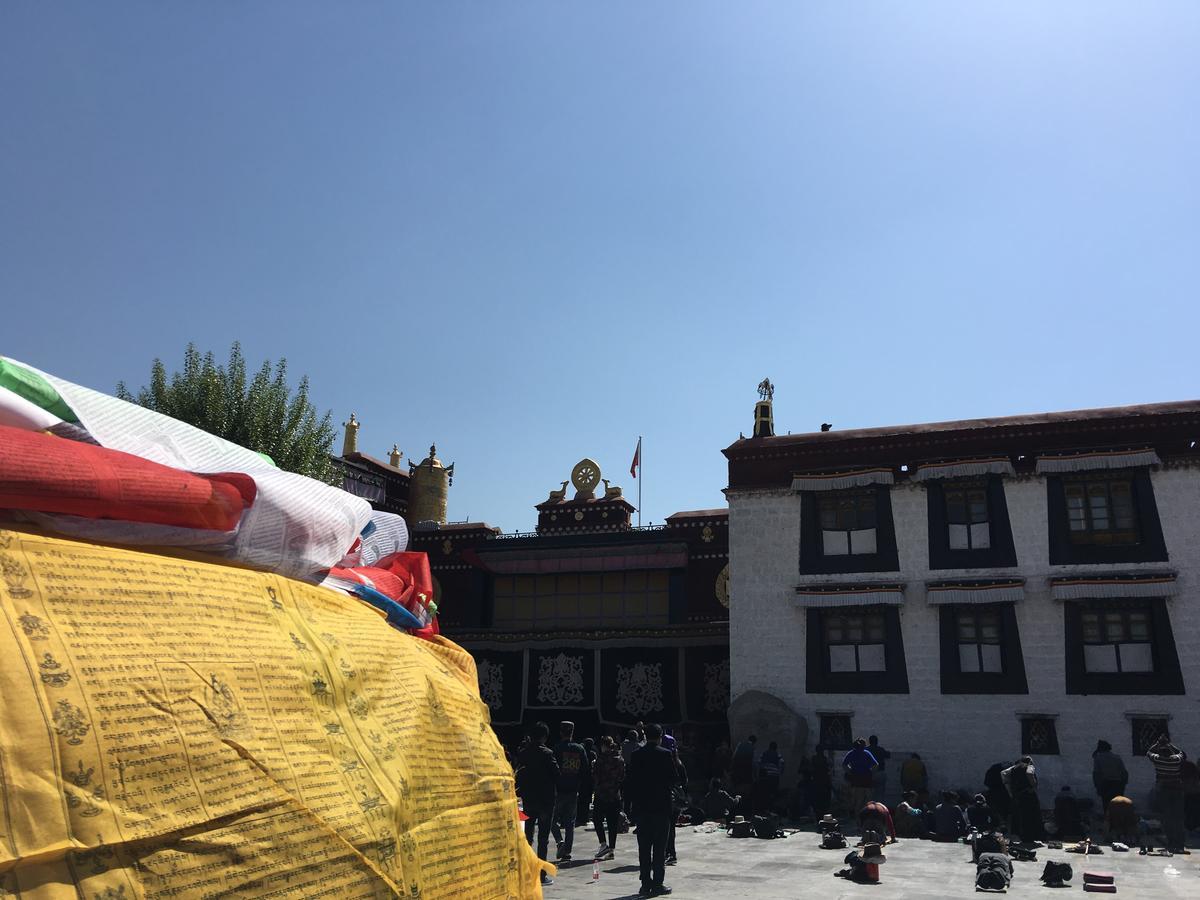 Vienna International Hotel Lhasa Potala Palace Exterior photo